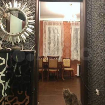 Продается 1-комнатная квартира, 63 м²