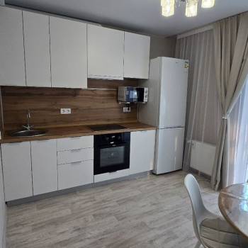 Сдается 1-комнатная квартира, 37,4 м²