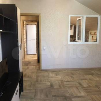 Сдается 2-х комнатная квартира, 60 м²