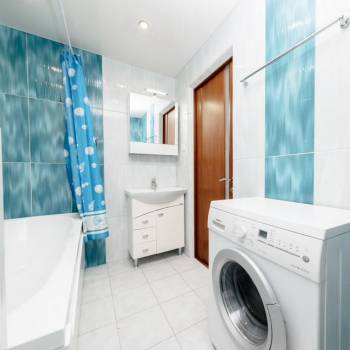 Сдается Многокомнатная квартира, 64 м²