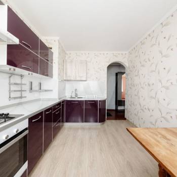 Сдается Многокомнатная квартира, 64 м²