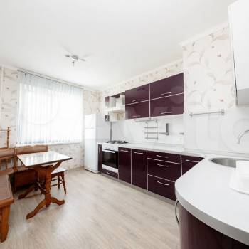 Сдается Многокомнатная квартира, 64 м²