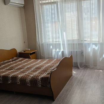 Сдается 1-комнатная квартира, 40 м²