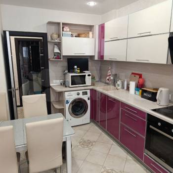 Продается 1-комнатная квартира, 48,9 м²