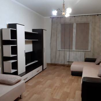 Сдается 1-комнатная квартира, 40 м²