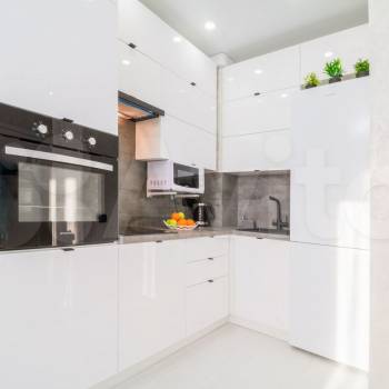 Сдается 1-комнатная квартира, 37 м²