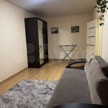 Сдается 1-комнатная квартира, 37 м²