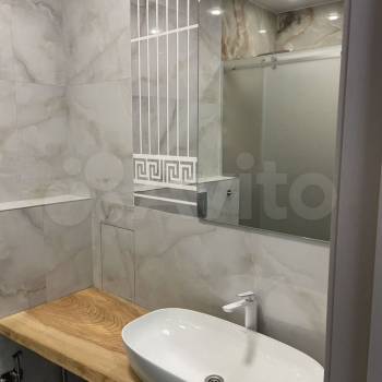 Сдается 2-х комнатная квартира, 93 м²