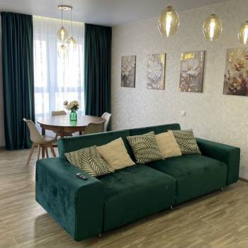 Сдается 2-х комнатная квартира, 93 м²