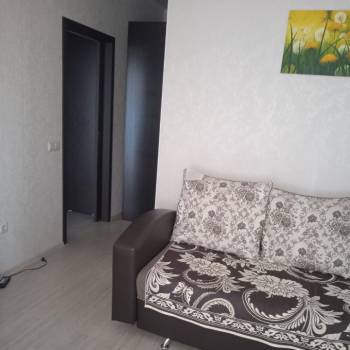 Продается 1-комнатная квартира, 45 м²