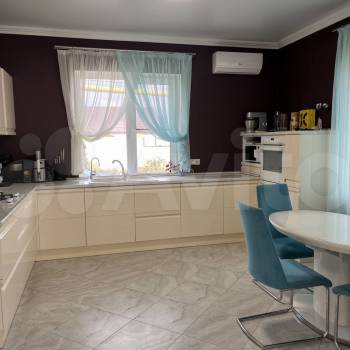 Продается Дом, 217 м²