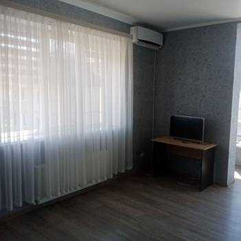 Сдается 1-комнатная квартира, 50 м²