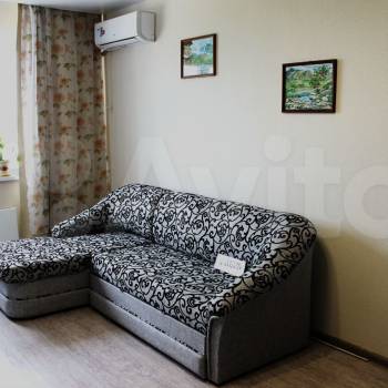 Продается 1-комнатная квартира, 38 м²