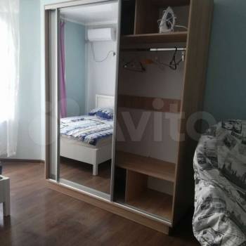 Сдается 1-комнатная квартира, 42 м²