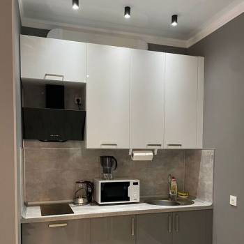 Продается 1-комнатная квартира, 32 м²