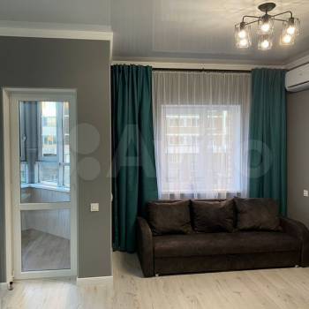 Продается 1-комнатная квартира, 32 м²