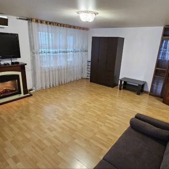 Сдается 1-комнатная квартира, 51,4 м²