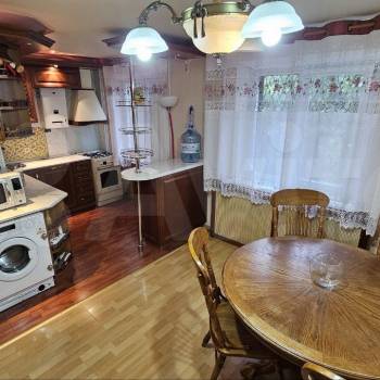 Сдается 1-комнатная квартира, 51,4 м²