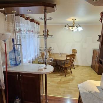 Сдается 1-комнатная квартира, 51,4 м²