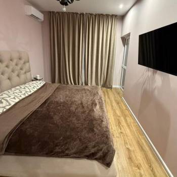 Сдается 1-комнатная квартира, 42 м²