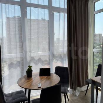 Сдается 1-комнатная квартира, 42 м²