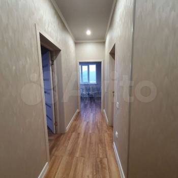 Сдается 1-комнатная квартира, 49,5 м²