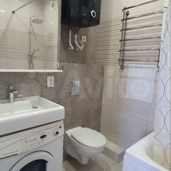 Сдается 1-комнатная квартира, 49,5 м²