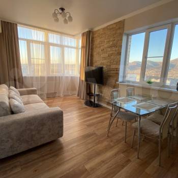 Сдается 1-комнатная квартира, 49,5 м²