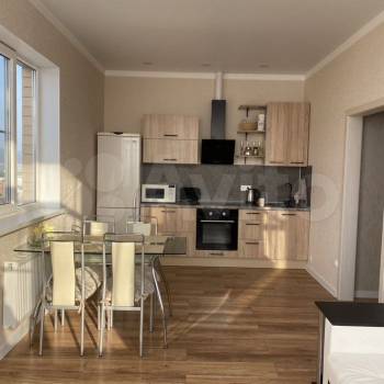 Сдается 1-комнатная квартира, 49,5 м²