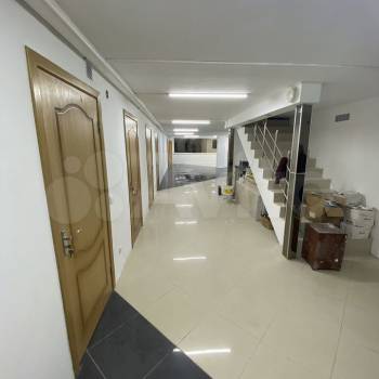 Продается Нежилое помещение, 182 м²