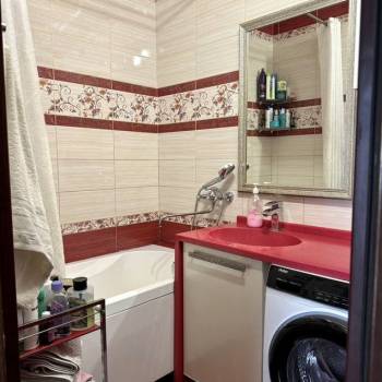 Сдается Многокомнатная квартира, 80 м²