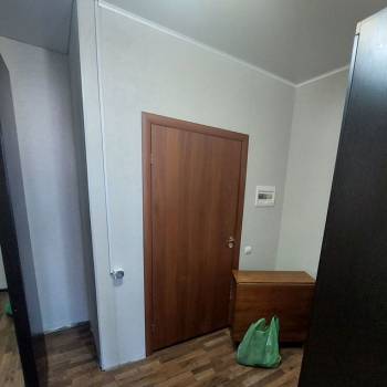 Продается 1-комнатная квартира, 40 м²
