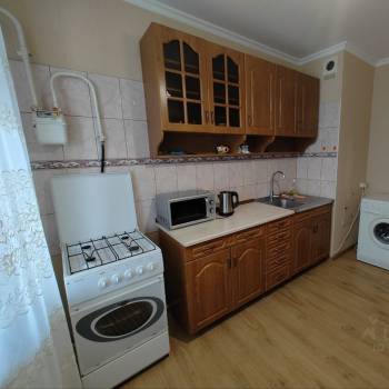 Сдается Многокомнатная квартира, 70 м²