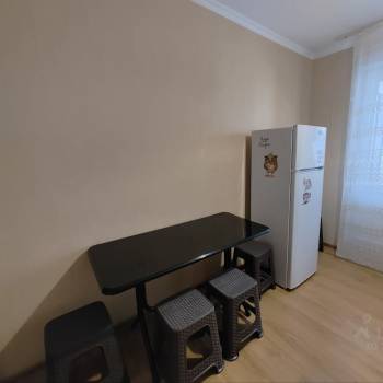 Сдается Многокомнатная квартира, 70 м²