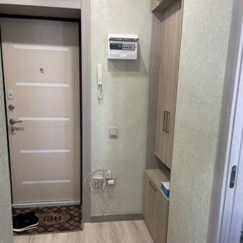 Продается 1-комнатная квартира, 32 м²