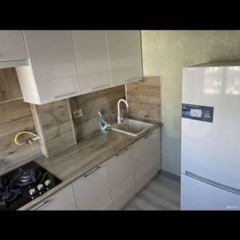 Продается 1-комнатная квартира, 32 м²