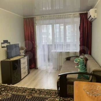 Продается 1-комнатная квартира, 32 м²