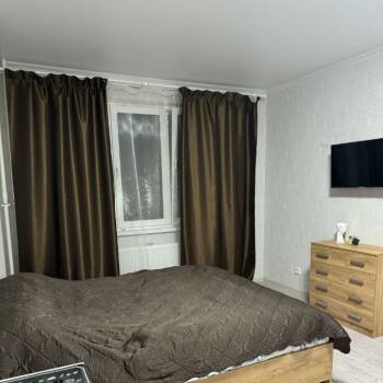 Сдается 1-комнатная квартира, 39 м²