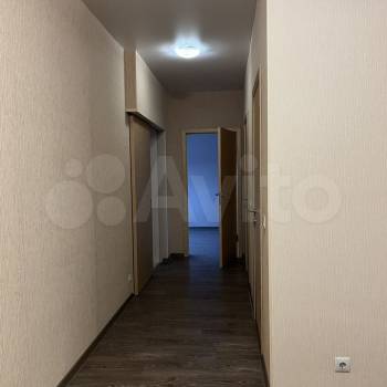 Сдается 1-комнатная квартира, 49,5 м²