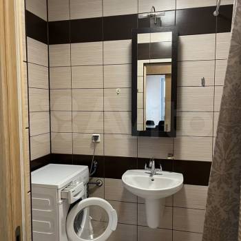 Сдается 1-комнатная квартира, 49,5 м²