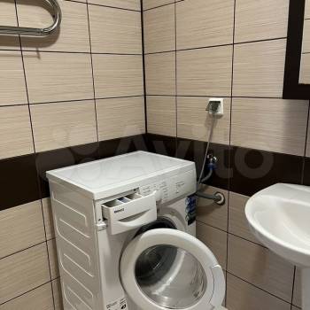 Сдается 1-комнатная квартира, 49,5 м²