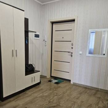 Сдается 1-комнатная квартира, 40 м²