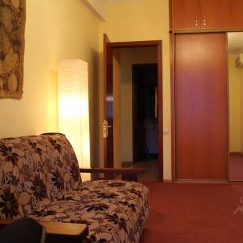 Сдается Многокомнатная квартира, 90 м²