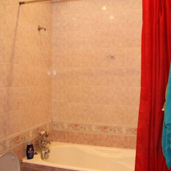 Сдается Многокомнатная квартира, 90 м²