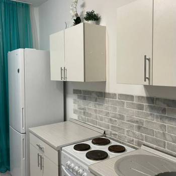 Сдается 1-комнатная квартира, 45 м²