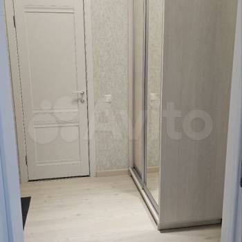 Сдается 1-комнатная квартира, 38 м²