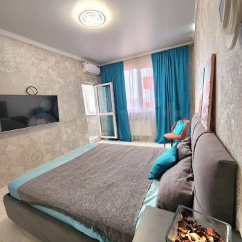 Сдается 1-комнатная квартира, 43 м²