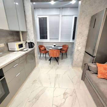 Сдается 1-комнатная квартира, 43 м²