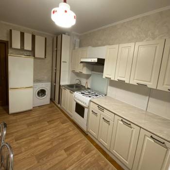 Сдается Многокомнатная квартира, 63 м²