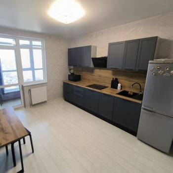 Сдается 1-комнатная квартира, 42,4 м²